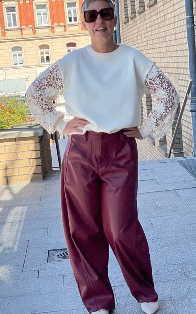 Ballonhose in Lederoptik